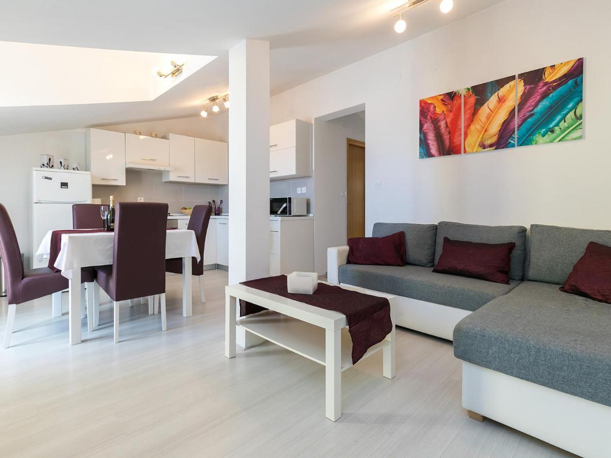 Apartments Olea Porec Bagian luar foto